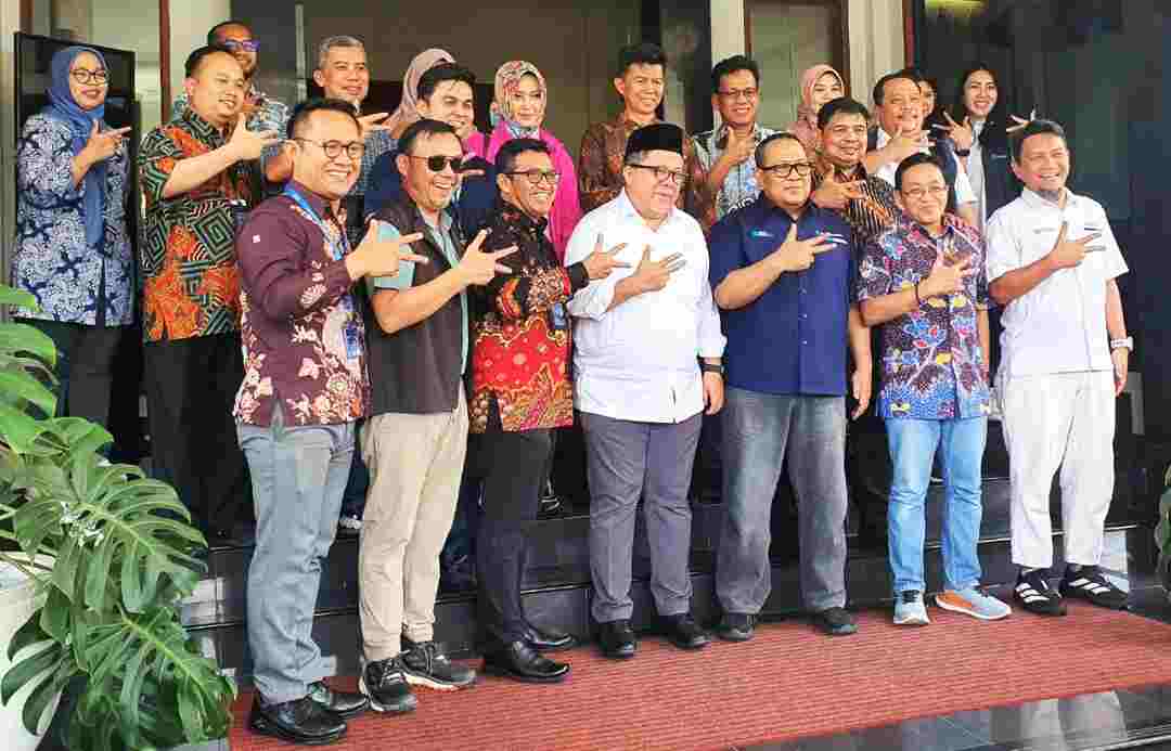 Wamen PKP Dorong Krakatau Steel dan BUMN Pendukung Perumahan Terus Inovatif dan Kompetitif