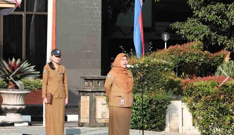 Sambut HUT ke-80 RI, Pj Sekda Depok Instruksikan ASN Kumpulkan Bendera Merah Putih