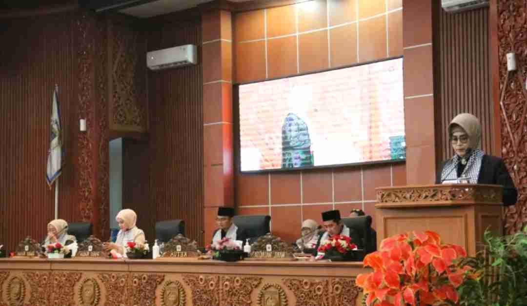 DPRD Depok Sahkan Perubahan KUA-PPAS 2025: Pendapatan Daerah Tembus Rp 4,55 Triliun