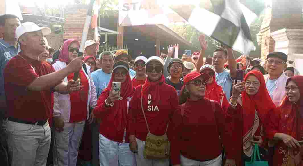 Ribuan Warga Depok Tumpah Ruah di Gerak Jalan Sehat HUT RI ke-80, Wali Kota Buka Langsung Acara