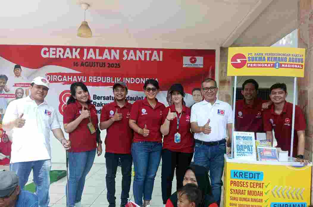 BPR Sukma Kemang  Agung Semarakkan Gerak Jalan Sehat HUT RI ke-80, Hadiah Utama Sepeda Listrik