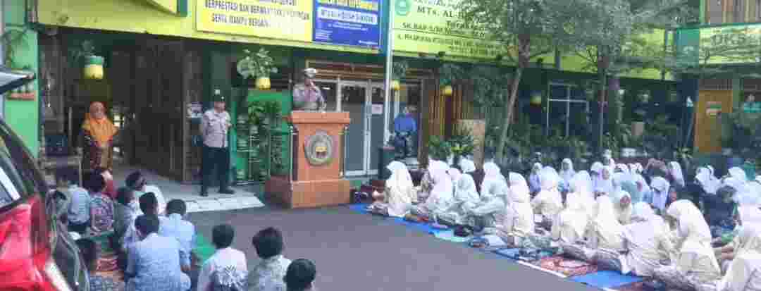 Polsek Cimanggis Edukasi Pelajar Depok Soal Bahaya Ikut Aksi Unjuk Rasa