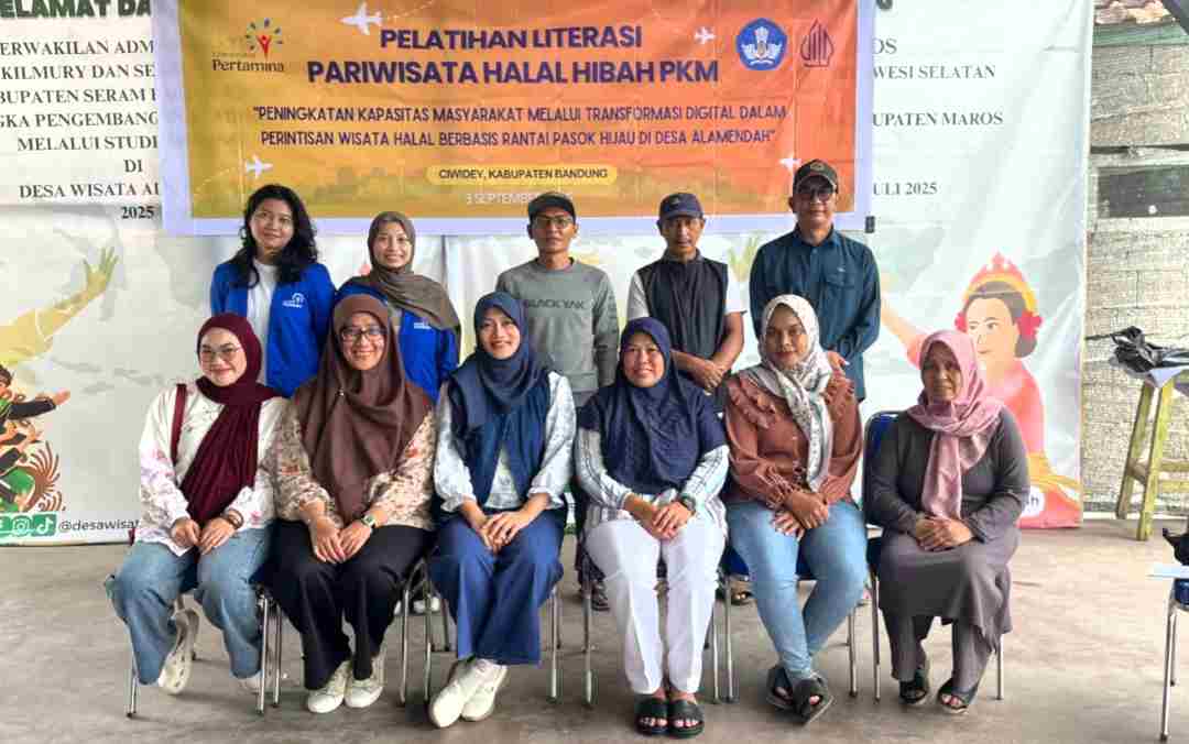 Hari Pariwisata Sedunia: UPER Dorong Keberlanjutan Pariwisata Halal di Desa Alamendah