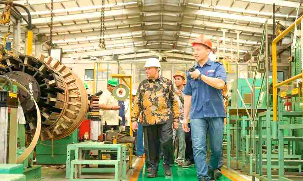 Wamenaker Afriansyah Noor Apresiasi PT Elsewedy: Hubungan Industrial Harmonis Jadi Teladan Nasional