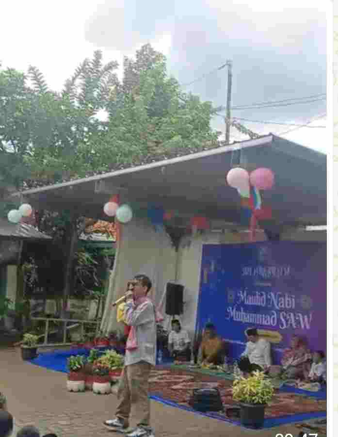 Suasana SDN Jatikramat 6 Mendadak Riuh, Dongeng Kak Harris Bikin Siswa Antusias dan Terinspirasi