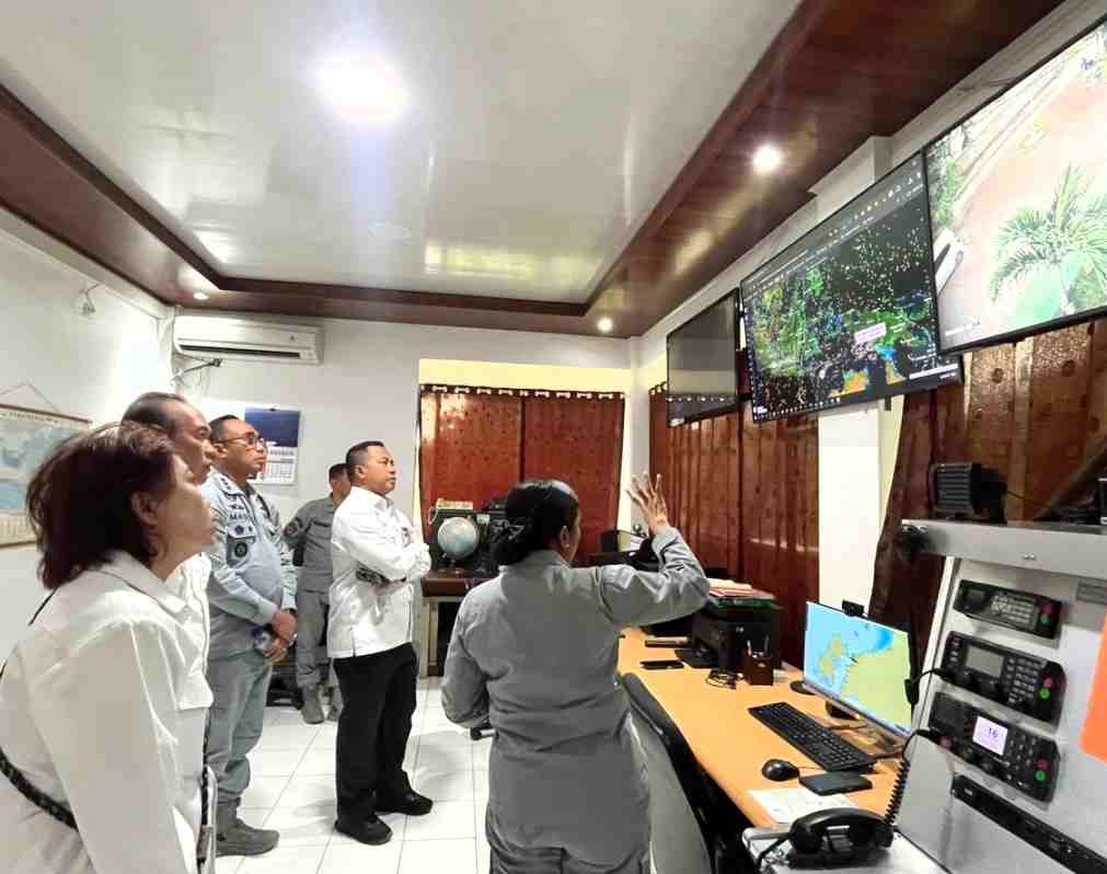 Kemenko Polkam Jembatani Upaya Penguatan Penanganan Nelayan Pelintas Batas di NTT