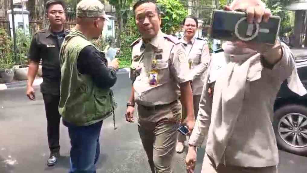 Viral! Staf BPN Kota Depok Diduga Halangi Kerja Jurnalis, Larang Perekaman Saat Konfirmasi