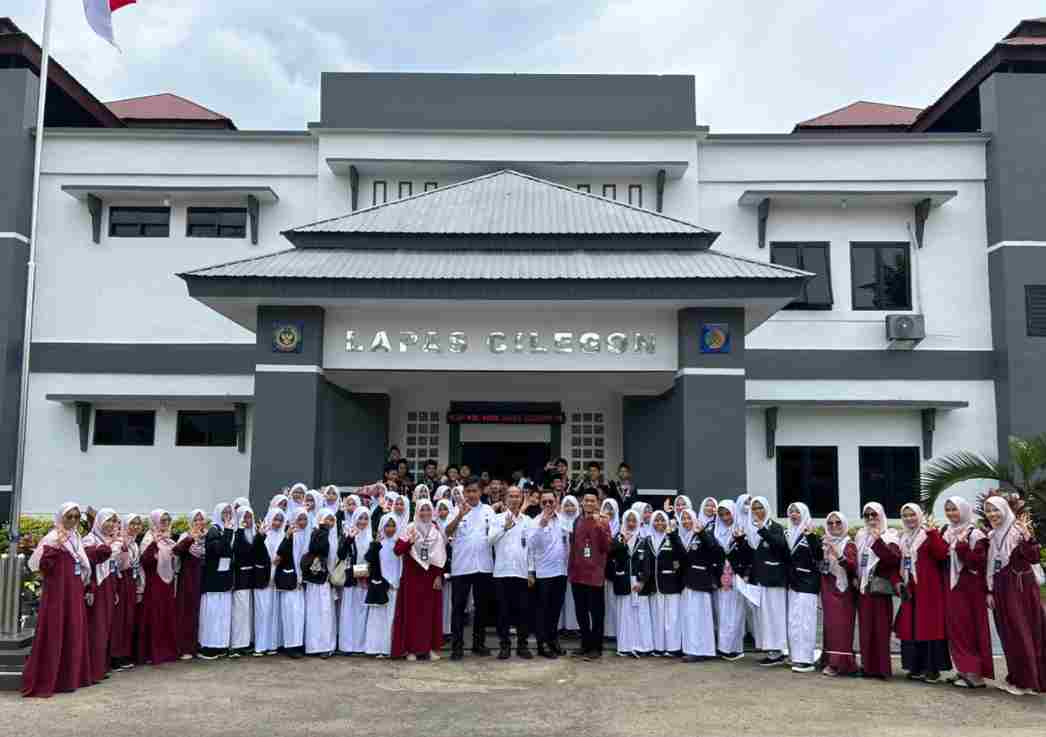 Bangun Kesadaran Hukum dan Akhlak, SMPIT Tahfidz Daarul Muminin Lakukan Kunjungan ke Lapas Cilegon
