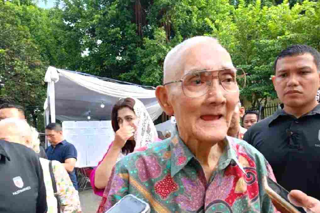 Try Sutrisno Wafat, Indonesia Kehilangan Negarawan Senior