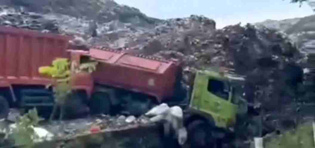 Longsor Gunungan Sampah di TPST Bantargebang, Tiga Orang Dilaporkan Tewas