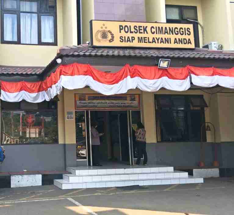 Dapat Laporan Warga, Polsek Cimanggis Bongkar Dugaan Peredaran Obat Terlarang di Pasar Cisalak